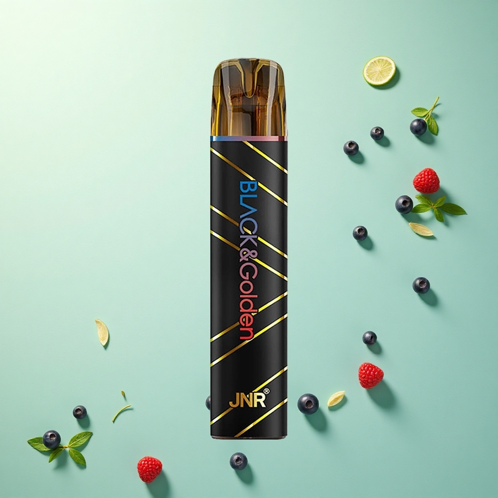 JNR Black&Golden 600+200 Bosbes Zure Framboos 550mAh 2ml Nicotine